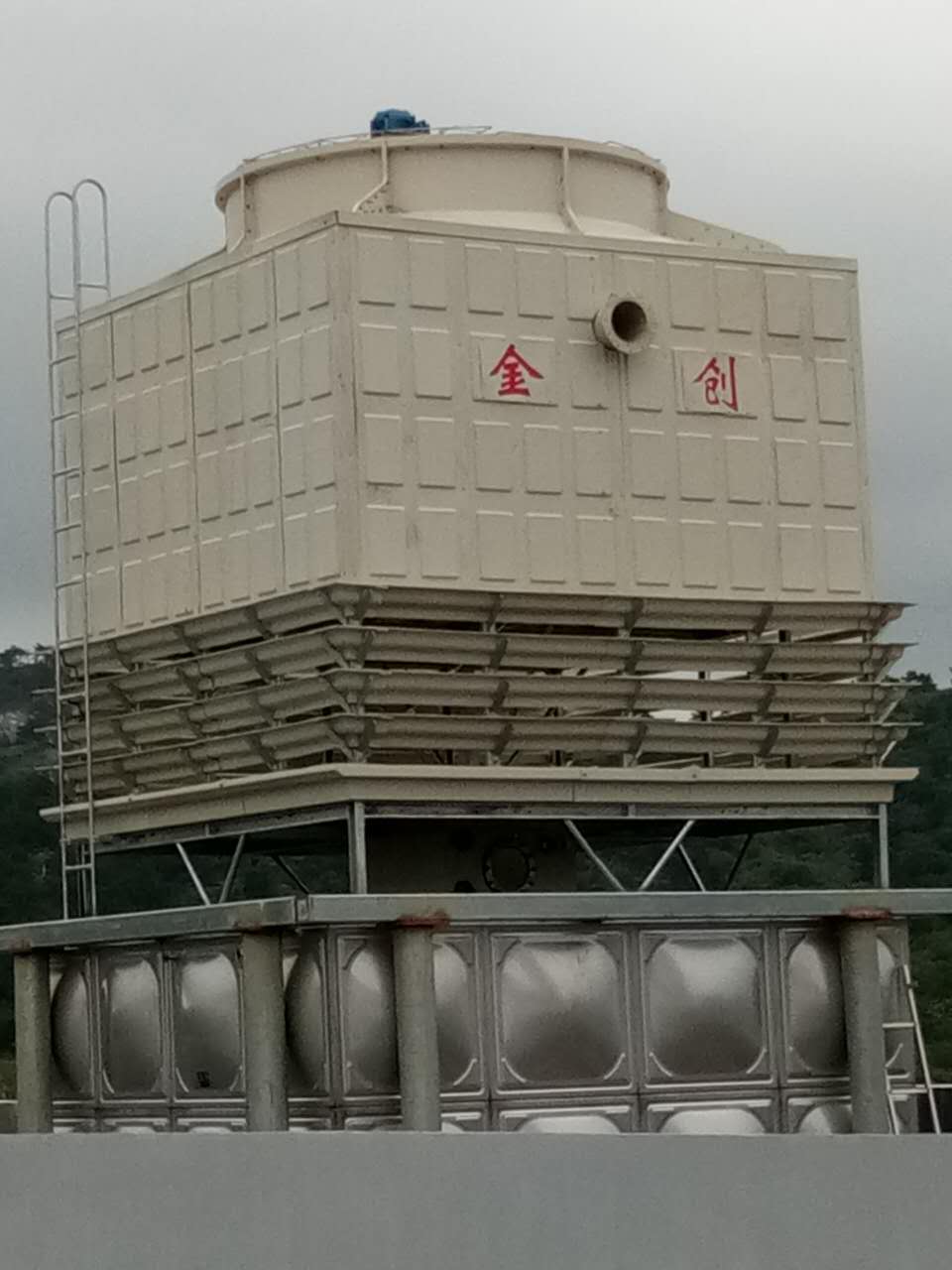 金創JCN系列河南鄭州低噪音型玻璃鋼逆流式方型冷卻塔生產廠家